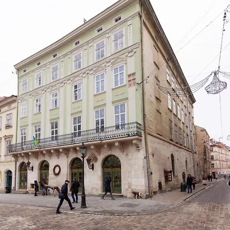 Friends House On Square Rynok Daire Lviv Dış mekan fotoğraf