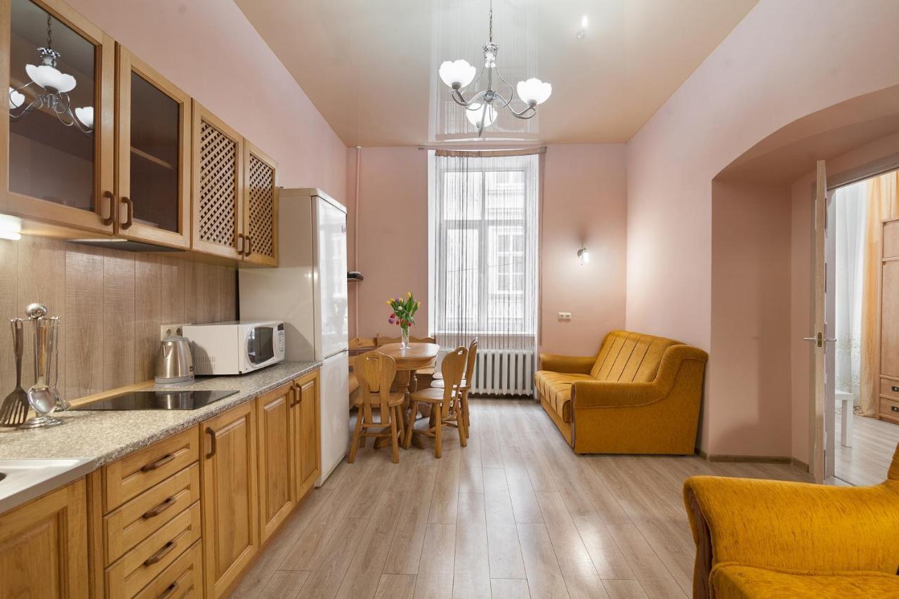 Friends House On Square Rynok Apartment *